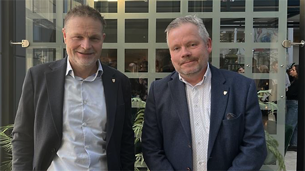 Seksjonsleder næring, Rolv Magne Dahl og direktør for regional utvikling, Even Ystgård. Foto: Bodil Nilsen.