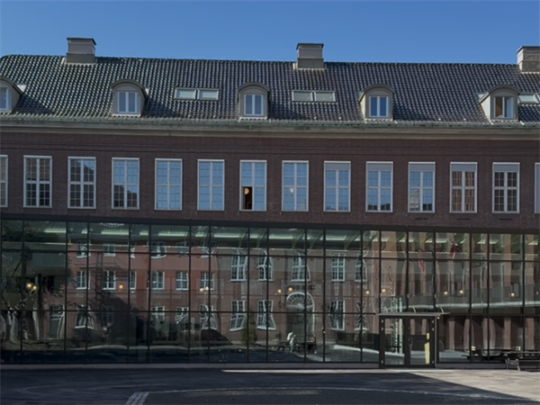 Trondheim Katedralskole. Bilde